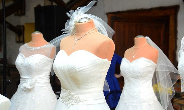 Bruidsjurken gezocht!