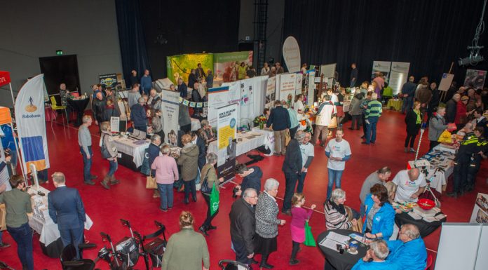Druk bezochte seniorenbeurs groot succes