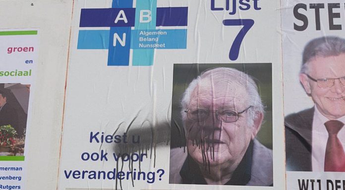Posters van Algemeen Belang Nunspeet besmeurd