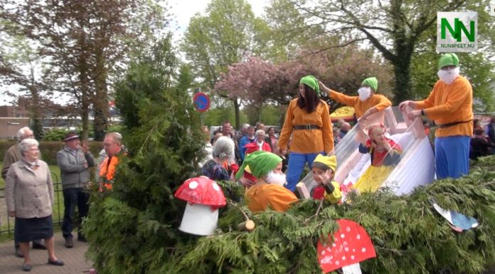 Grote optocht door Hulshorst
