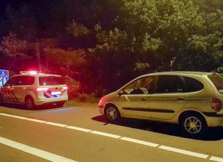 Politie neemt auto in beslag
