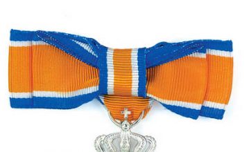 Uitreiking Koninklijke Onderscheiding de heer M. van Ledden