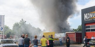 Grote uitslaande brand bij Stella fietsen