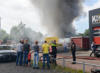 Grote uitslaande brand bij Stella fietsen