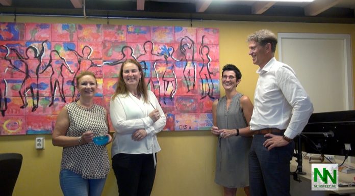 Onthulling Keiler kunstwerk bij De Burele Accountants