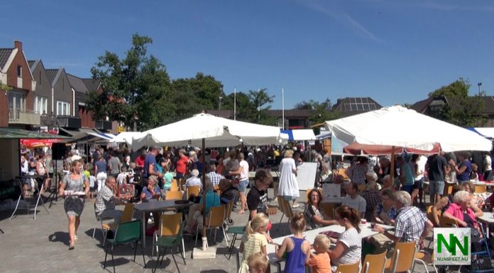 Heleboeldag en het Mobile Media Lab op de Markt