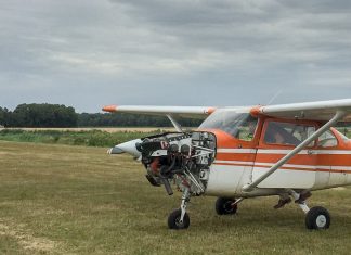 Sportvliegtuigje in de problemen boven Nunspeet