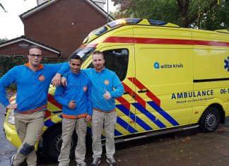 De mannen van Coolblue leveren eerste hulp