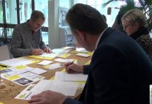 Schrijfmarathon voor mensenrechten