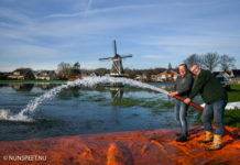 De schaatsen kunnen uit het vet