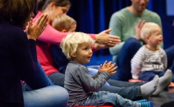 Muziek brengt kinderhersenen in beweging