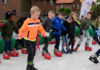 Vandaag en morgen: Schaatsen op het schoolplein van basisschool De Bron