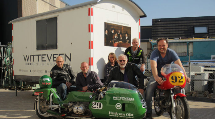 Klassieke racemotoren in Classic Demo Nunspeet met Hemelvaart