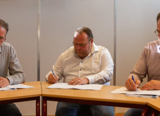 Contracten renovatie en verduurzaming Boaz-Jachinschool Elspeet getekend