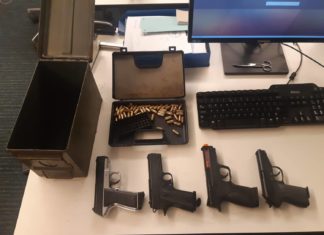 Wapens in de bosjes gevonden