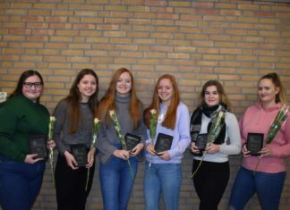 Leden Fearless gehuldigd