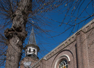 Kerken in Nunspeet beklad