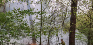 Brandweer met spoed naar bosbrand Elspeterweg