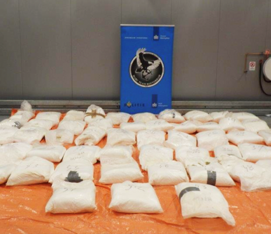 Douane onderschept 1329 kilo cocaïne tussen koffiebonen met bestemming Nunspeet