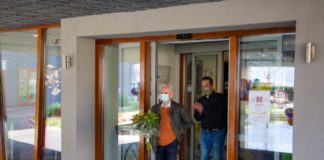 Harm Schouten gaat na 50 jaar werken bij Inclusief Inserto met pensioen