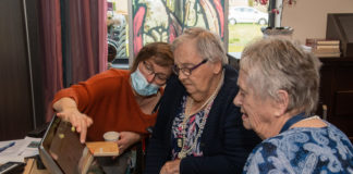 Belevenistafels voor bewoners De Bunterhoek