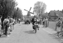Na twee jaar weer een optocht op koningsdag in Hulshorst