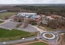 Kantoor voormalige GPS wordt tijdelijk onderkomen vluchtelingen Oekraïne