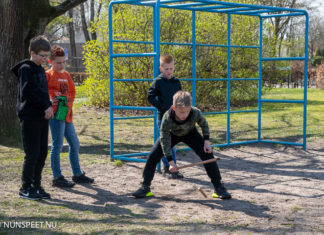 Leerlingen van de Da Costaschool kregen les in pierewietsen