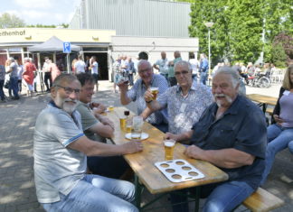 Geslaagde reünie wijk Feithenhof (Korea)