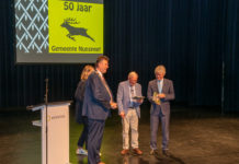 Jubileumboek ’50 jaar Gemeente Nunspeet’ gepresenteerd