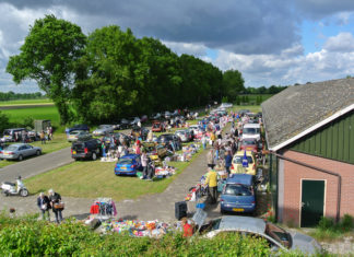 Kofferbakverkoop bij Molen de Duif