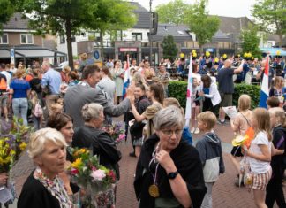 De avondvierdaagse afgesloten met het defilé