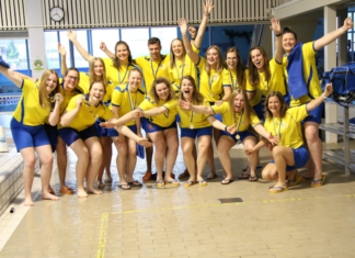 Waterpolo dames promoveren naar de landelijke competitie