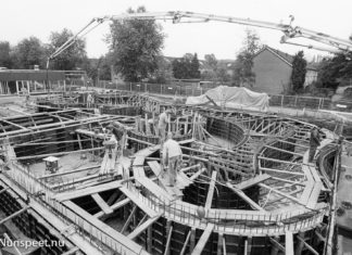 Bouw van een modern zwemparadijs gestart