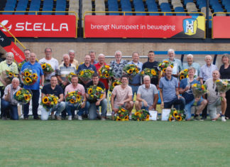 Huldiging 26 jubilarissen tijdens de Familiedag bij vv Nunspeet