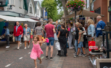 Het was weer druk op de Eibertjeszomermarkt
