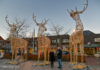 De drie herten staan weer op het Marktplein