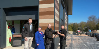 Eerste sleuteloverdracht verzamelgebouw