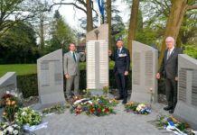 Onthulling aangepaste herdenkingsmonument Park 40-45