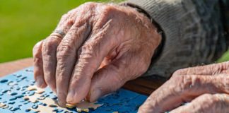 Gemeente Nunspeet ontvangt certificaat Dementievriendelijk