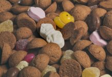 True Colors Cafe op 5 december: Pink Piet en Slay Sint komen langs