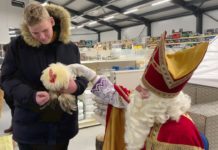 “Sinterklaas en Pieten bij Agro Tuin & Dier: Meer dan 440 baasjes verrassen hun huisdieren met gevulde voerbakjes