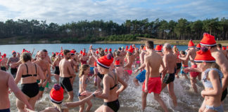 Recordaantal deelnemers bij Nunspeetse Nieuwjaarsduik