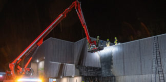 Containerbrand bij Da Costaschool Elspeet leidt tot zorgwekkende situatie en snelle inzet brandweer