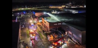 Brandweer Nunspeet biedt assistentie bij grote brand in Elburg