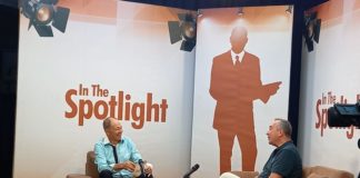 De eerste week in Suriname zit er op. Het project ‘50 boeken voor Suriname’ is een groot succes