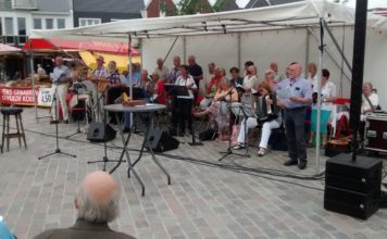 Openlucht Paaszang in Nunspeet