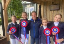 Zes leden van ponyclub Klein Maar Dapper kringkampioen dressuur
