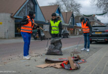 Ahmadiyya Moslim Gemeenschap Nunspeet start het jaar met opruimactie
