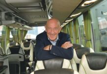 24 uur met met touringcarchauffeur Frans van Nus